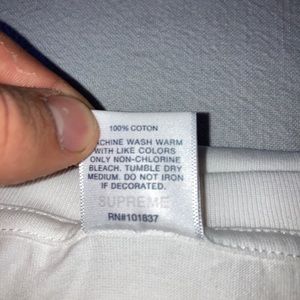 Supreme Milan box logo